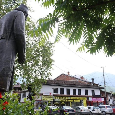 Central Hostel Peje Dış mekan fotoğraf